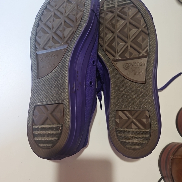 Converse Purple Sneakers - Picture 7 of 8